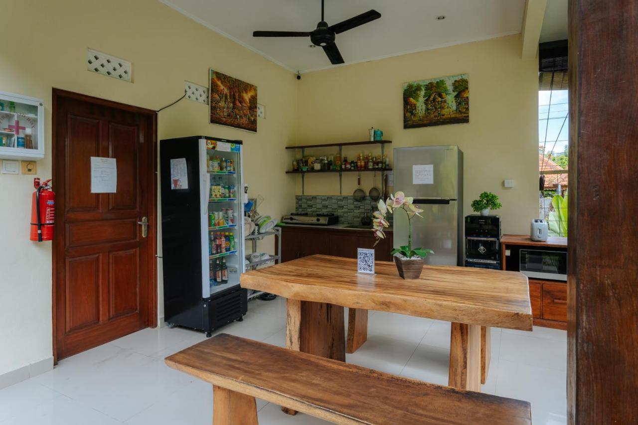 Bubu Canggu Guesthouse Exterior photo
